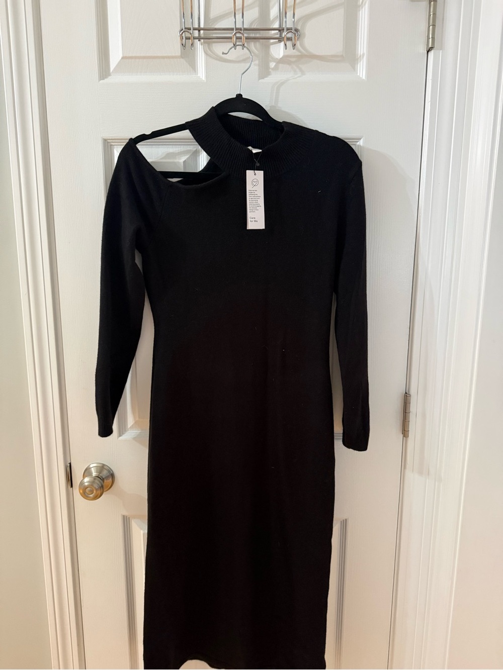NWT Cutout Shoulder Black Long-Sleeve Midi Dress